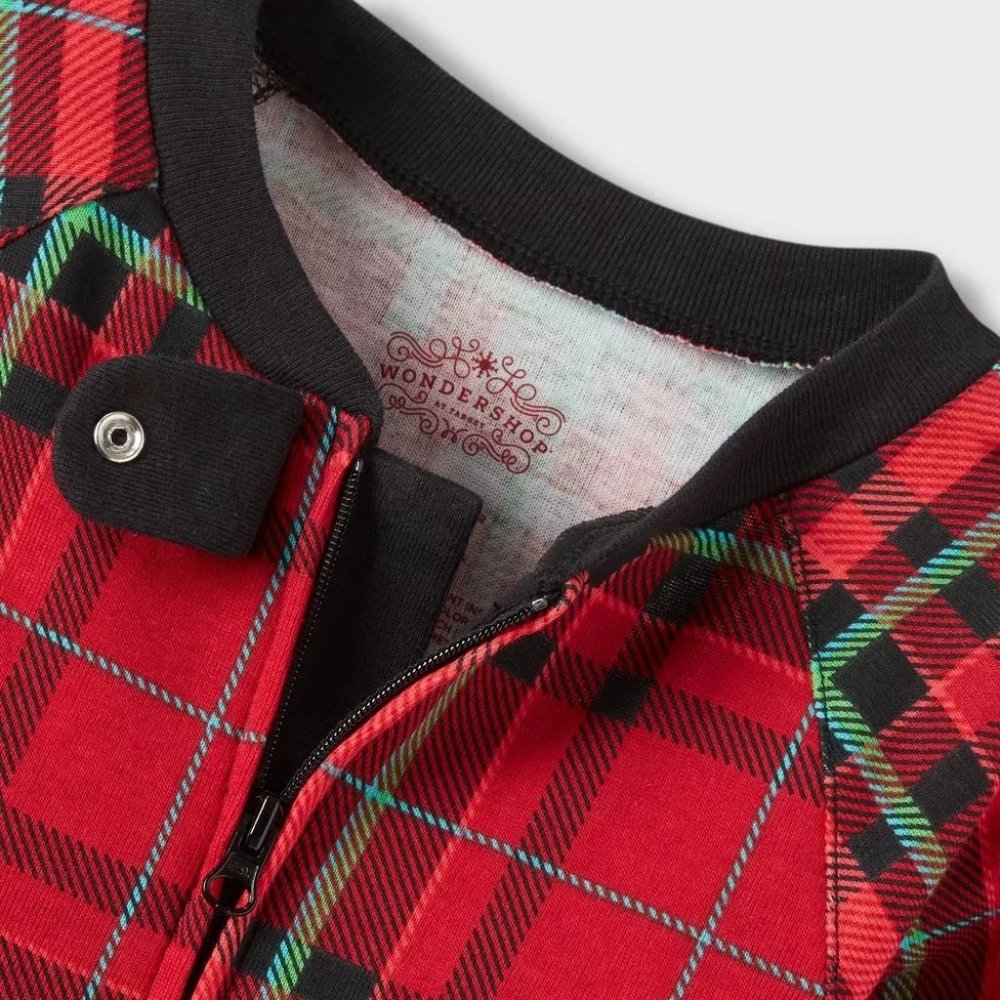 Wondershop Baby Holiday Tartan Plaid Matching Footed Pajama Christmas Size 3-6 M - Picture 3 of 4